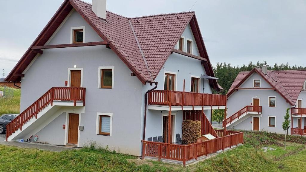 Apartman U Sedmikrasky Vaclavov u Bruntalu Exterior photo